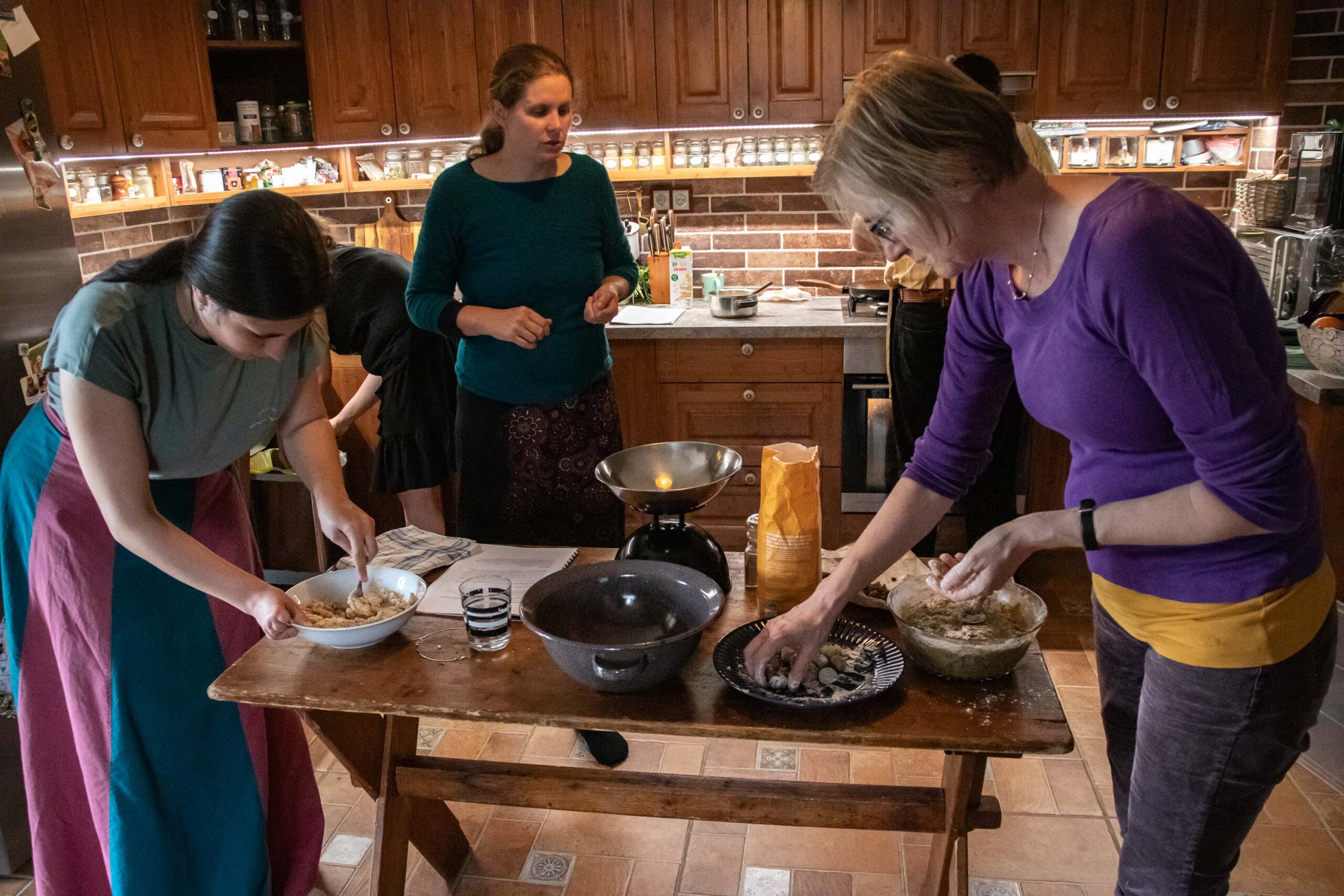 1. 6. 2024 Workshop Vaříme pro reenactory a nechceme se uštvat 1. 6. 2024 Workshop Vaříme pro reenactory a nechceme se uštvat